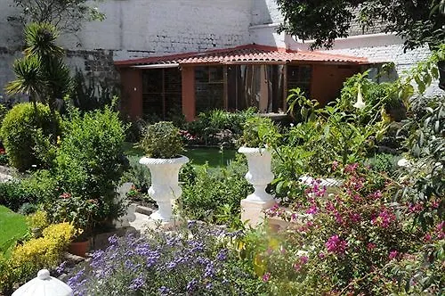 Boutique Hotel Mansion Del Angel Puembo